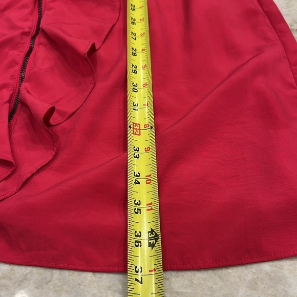 Laundry by Shelli Segal Hot Pink Sheath Dress – Ruffle Detail & Front Zip‎ | 8 - Picture 7 of 12